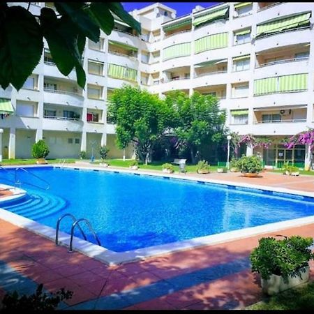 Bonito Apartamento Cerca De La Playa Салоу Екстериор снимка