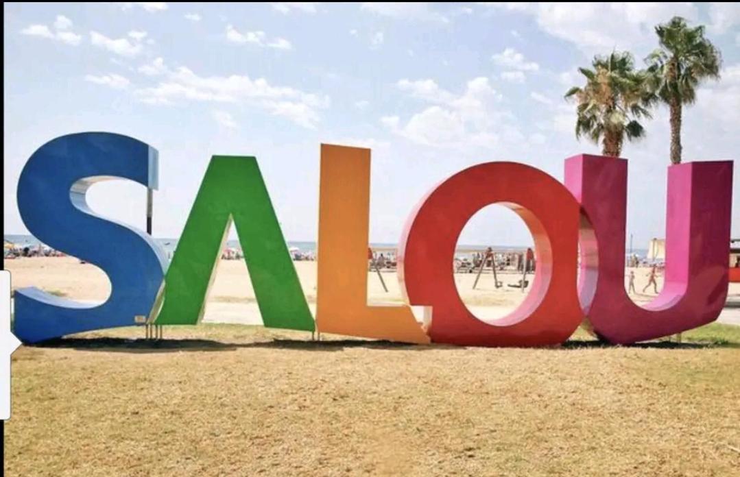 Bonito Apartamento Cerca De La Playa Салоу Екстериор снимка