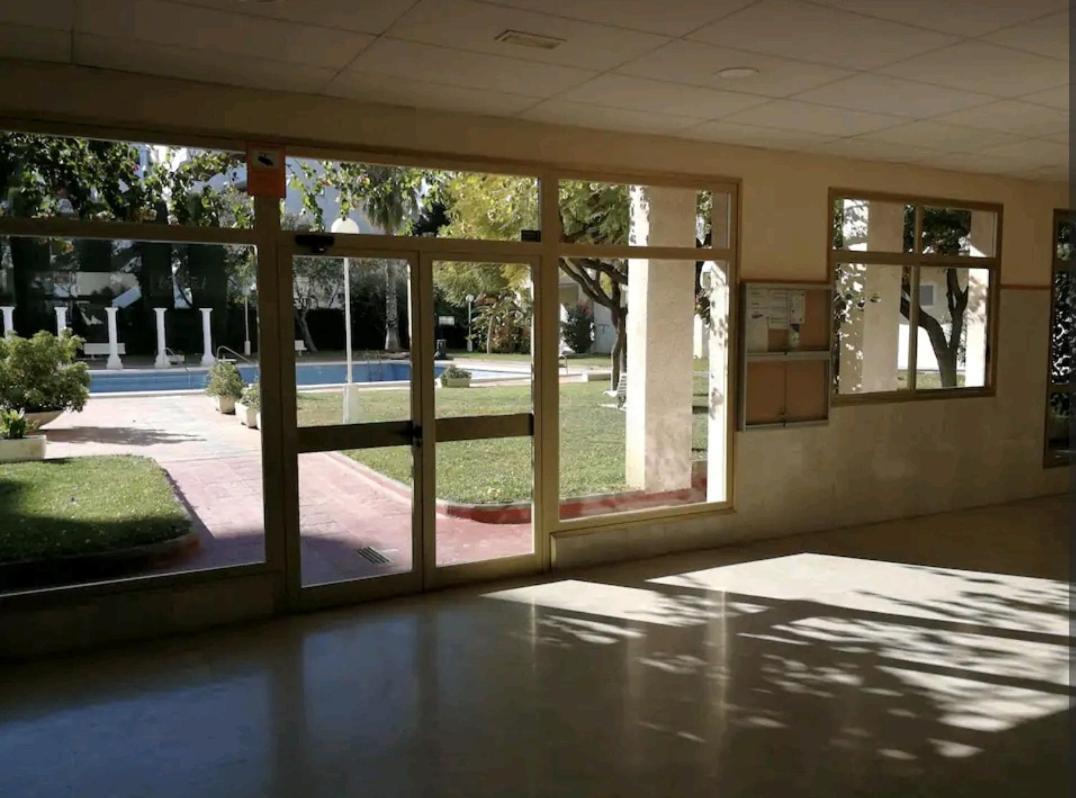 Bonito Apartamento Cerca De La Playa Салоу Екстериор снимка