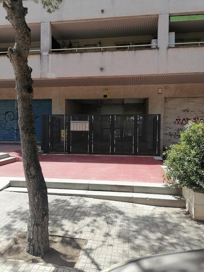 Bonito Apartamento Cerca De La Playa Салоу Екстериор снимка