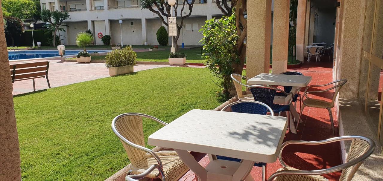 Bonito Apartamento Cerca De La Playa Салоу Екстериор снимка